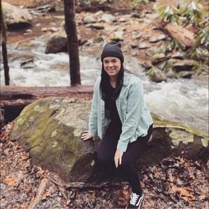 Meet your Posher, Simone